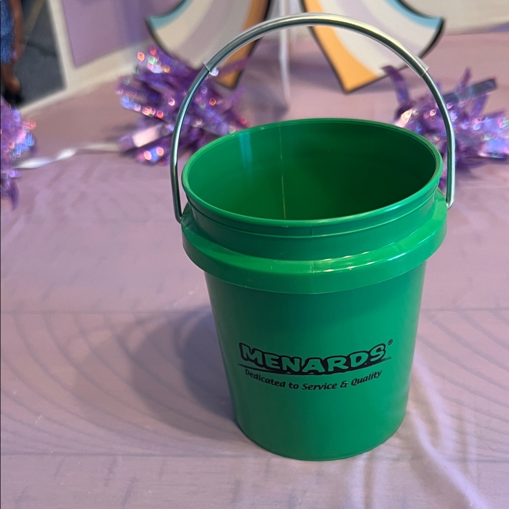 Mini Menards bucket